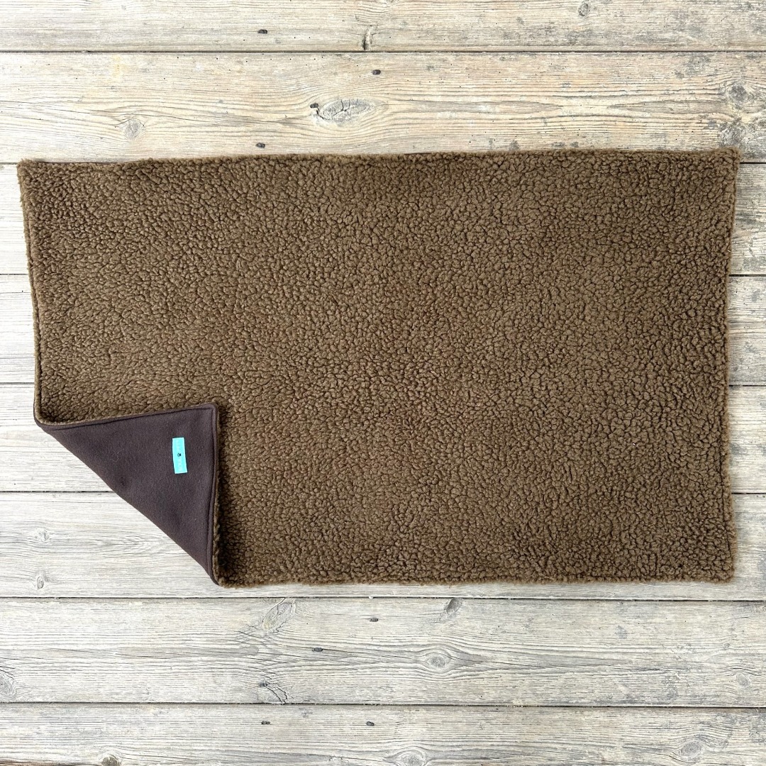 SoulPet Plush Country Brown Fleece Dog Blanket with Sherpa Fleece Back