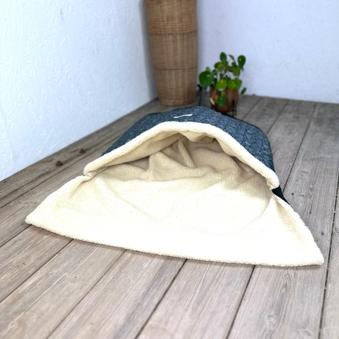 SoulPet Pocket Beds, Snug Pet Beds